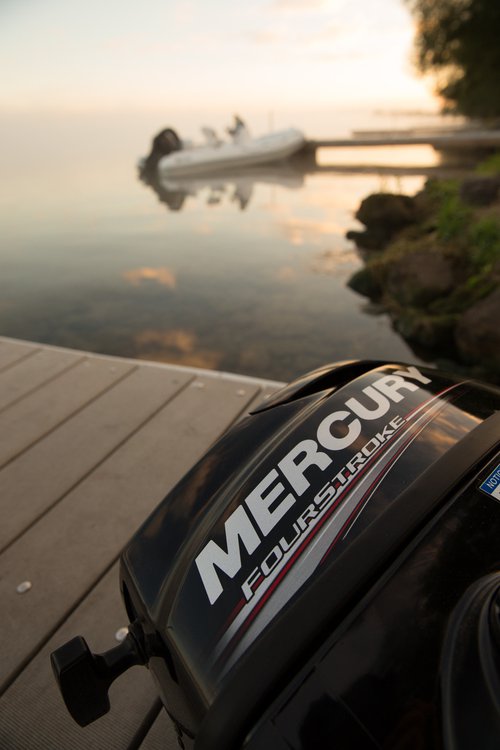 Outboard Motors Four Stroke Mercury & Honda MERCURY 5HP 4
